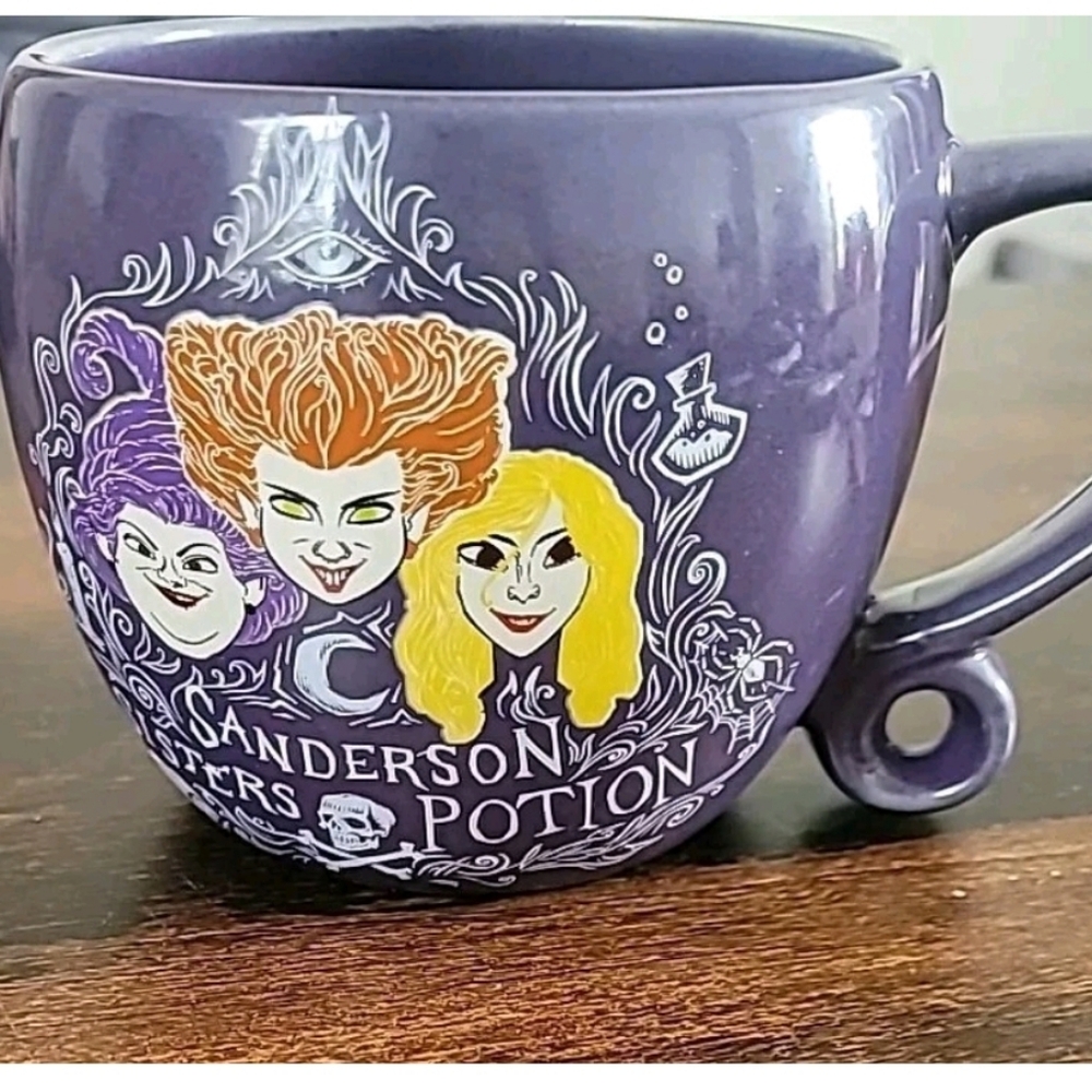 Disney Hocus Pocus Sanderson Sisters Potion Coffee Mug Purple 16 oz NEW